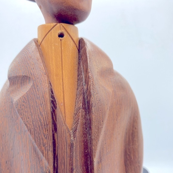 Vintage Rare Romer Italy Hand Craved Wood Figurine Of A Oil Man With Oil Rig - Picture 8 of 13